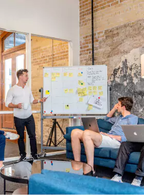 Web & Mobile App<br>Design